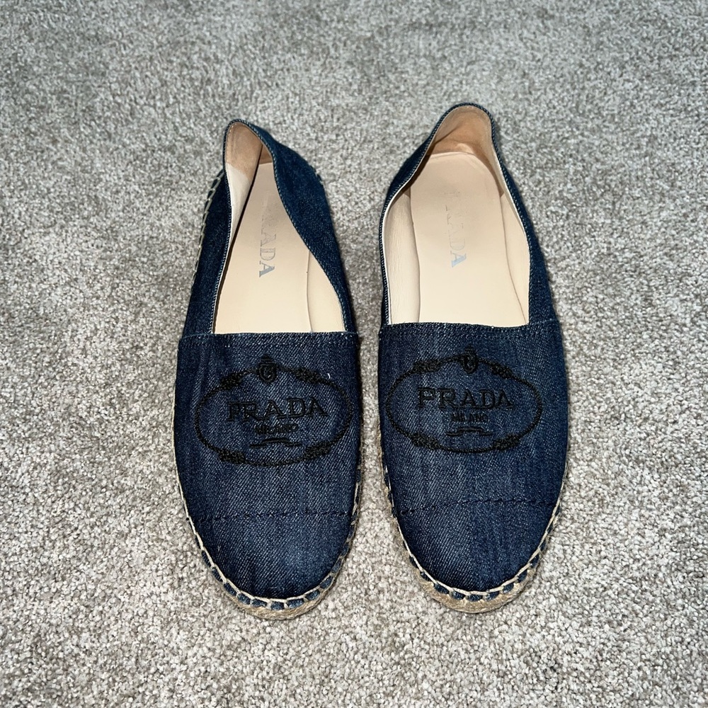 AUTHENTIC PRADA ESPADRILLES size 39 EUC